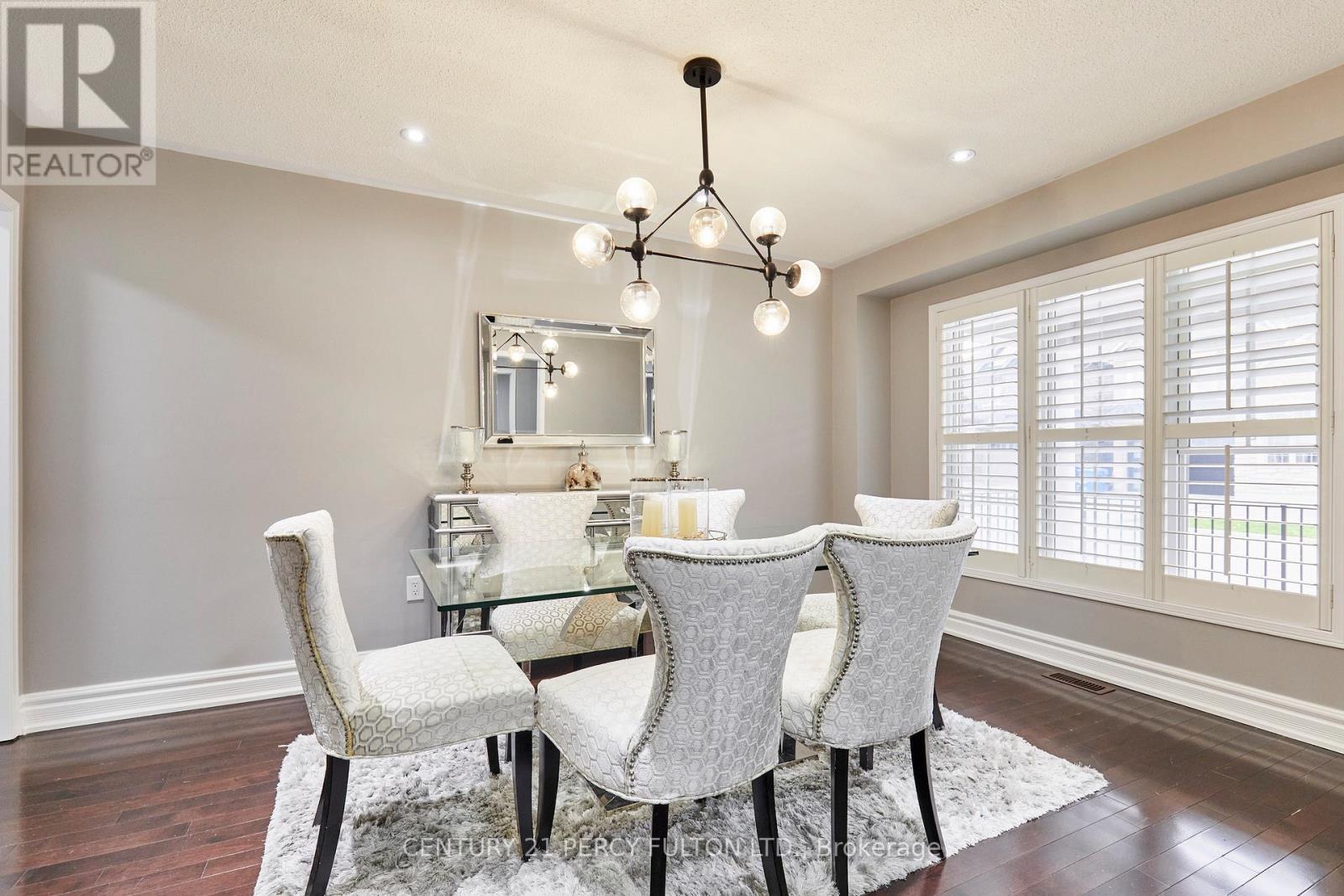 7 Schoolbridge Street, Ajax, ON - Indoor Photo Showing Dining Room
