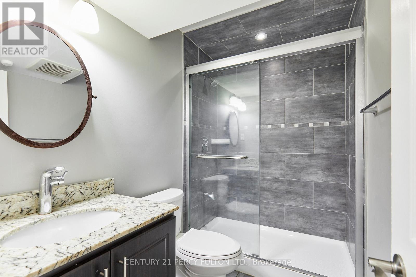 7 Schoolbridge Street, Ajax, ON - Indoor Photo Showing Bathroom