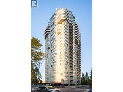505 6540 BURLINGTON AVENUE Burnaby, BC V5H 4G3