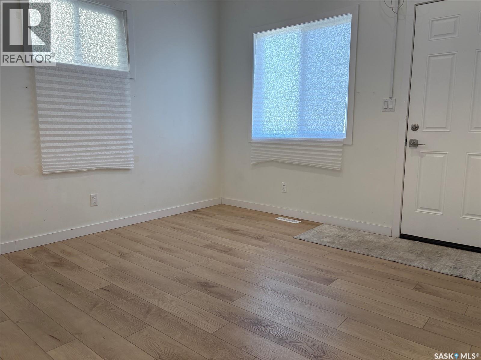 115-117 I Avenue S, Saskatoon, SK - Indoor Photo Showing Other Room