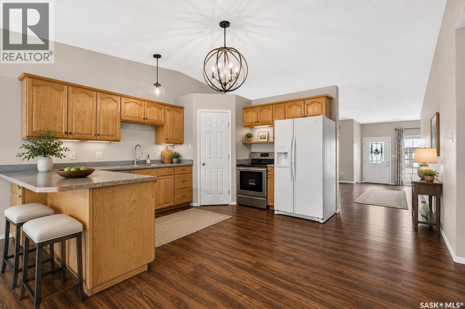 16 Flax Road, Moose Jaw, SK