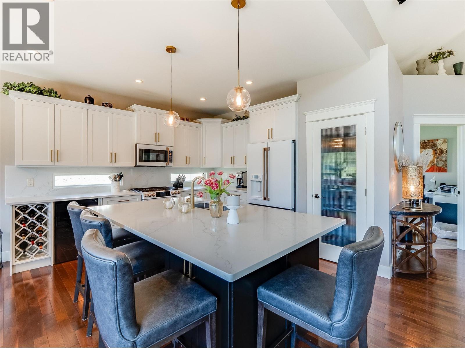 943 Riverview Place, Castlegar, BC - Indoor