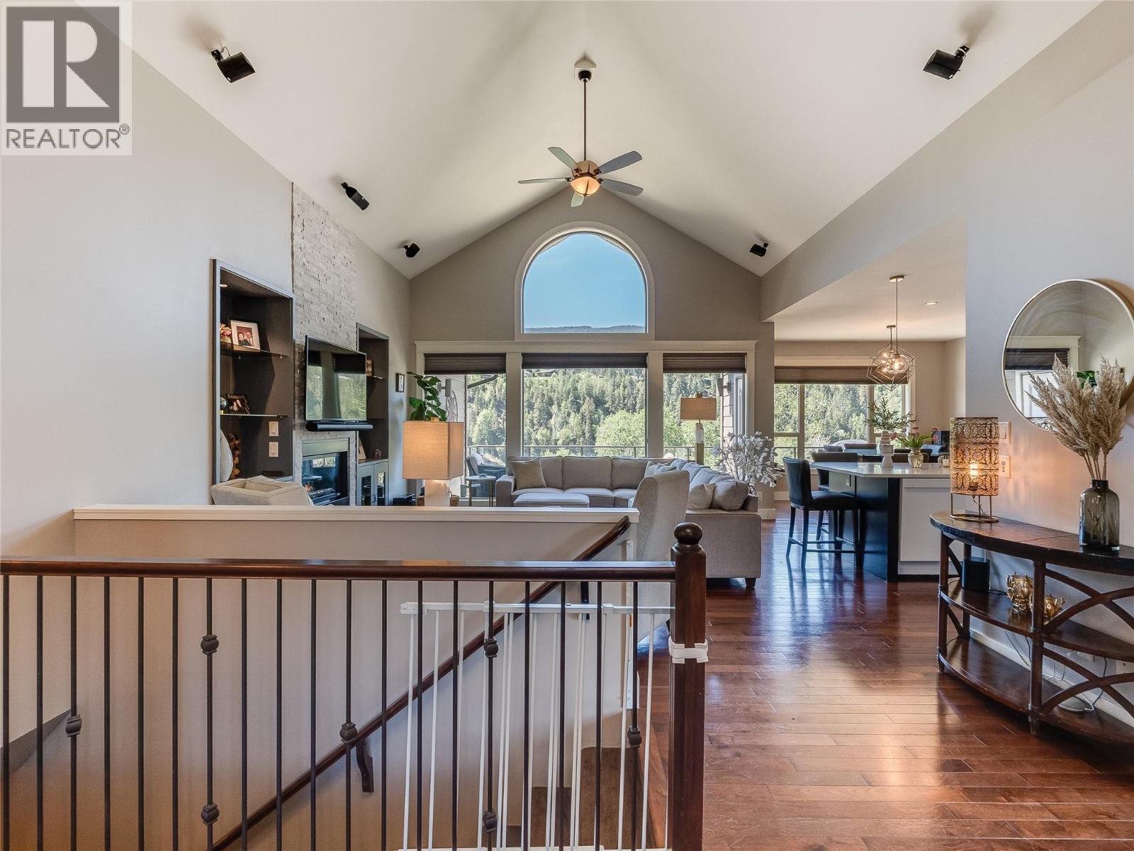 943 Riverview Place, Castlegar, BC - Indoor