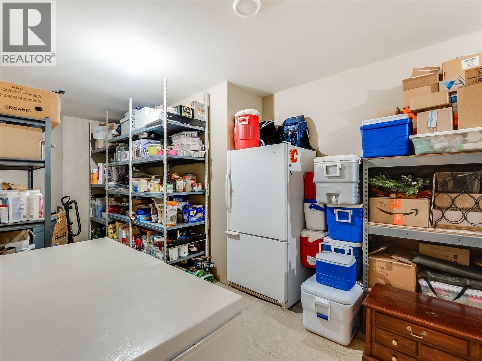 943 Riverview Place, Castlegar, BC - Indoor