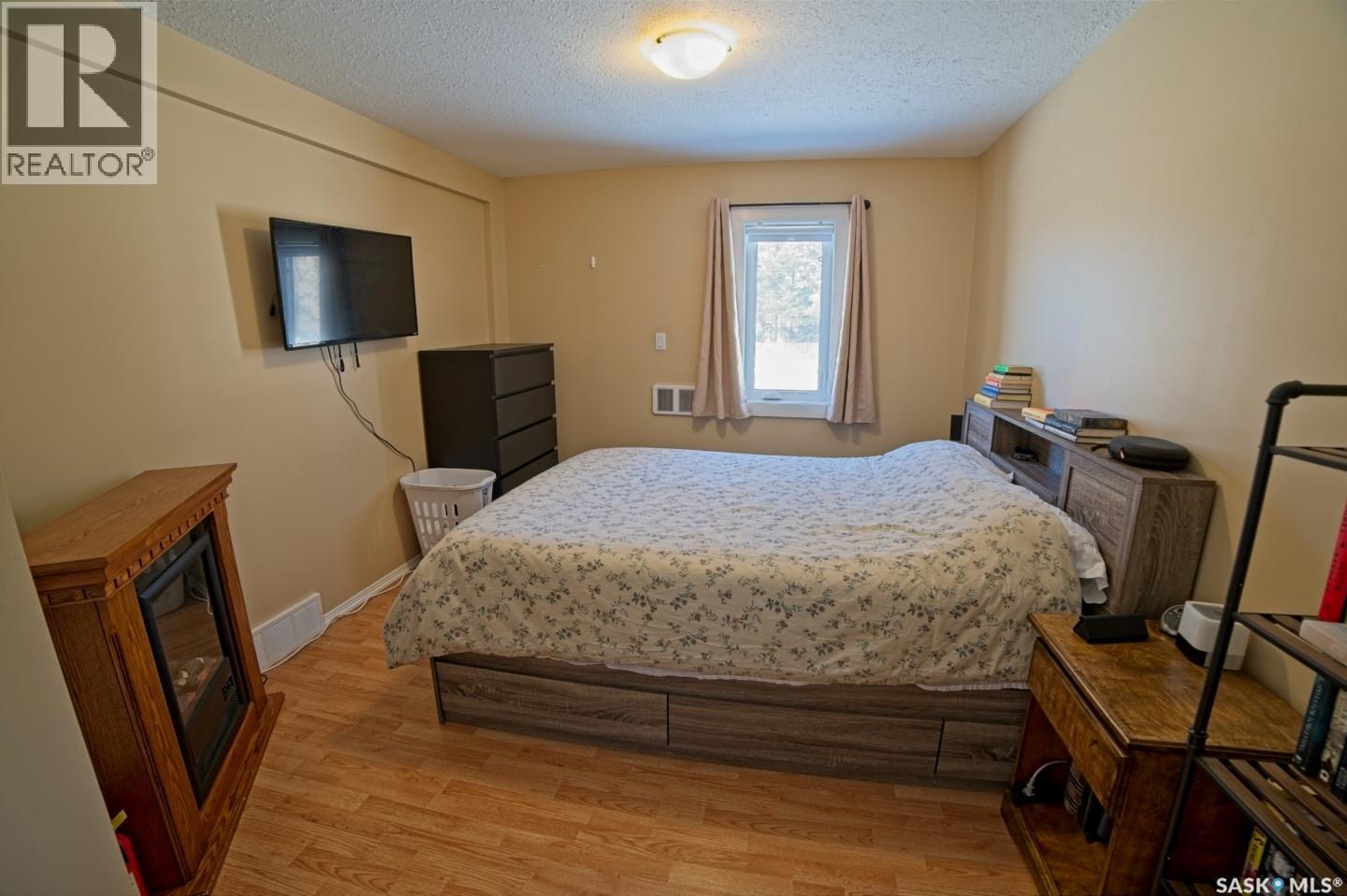 101 5Th Avenue S, Big River, SK - Indoor Photo Showing Bedroom