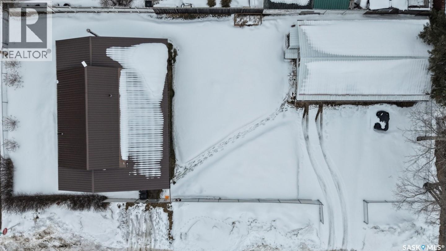 101 5Th Avenue S, Big River, SK - Outdoor