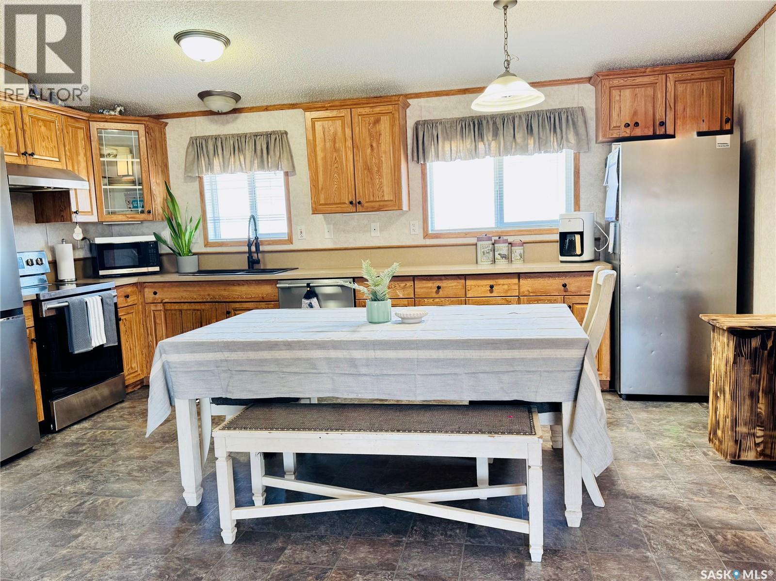 Reiss Acreage, Vibank, SK - Indoor Photo Showing Kitchen