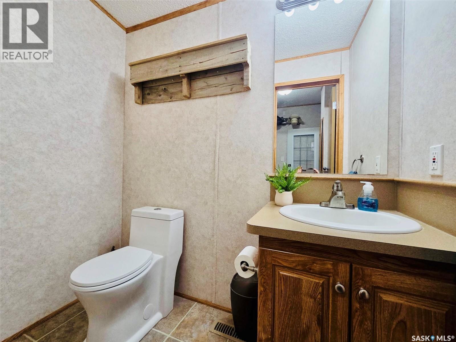 Reiss Acreage, Vibank, SK - Indoor Photo Showing Bathroom
