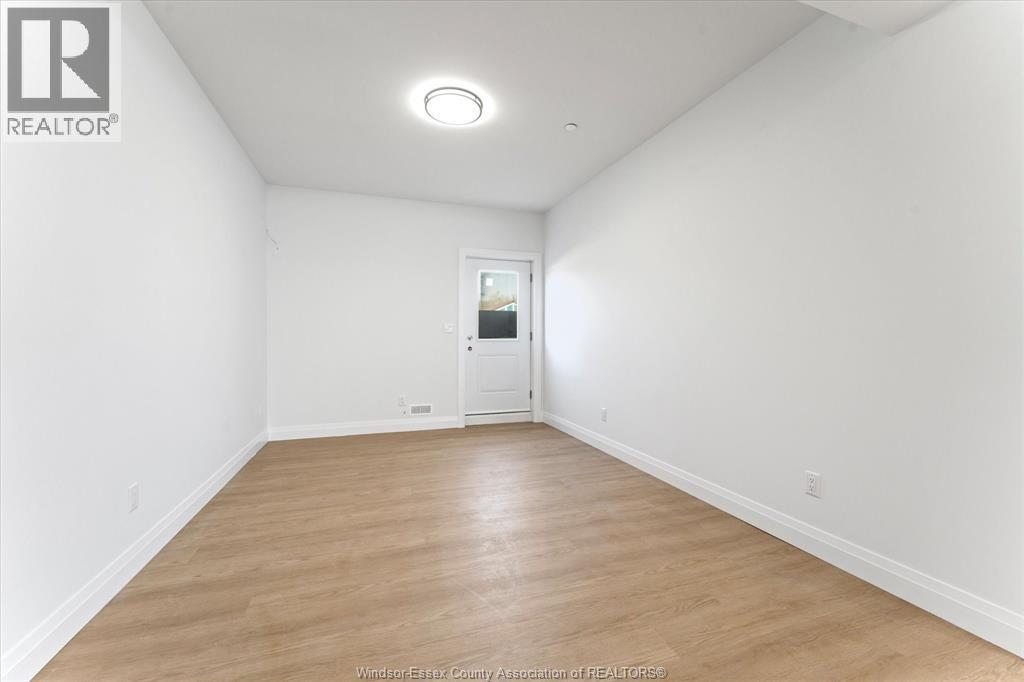 8312 Annie, Mcgregor, ON - Indoor Photo Showing Other Room
