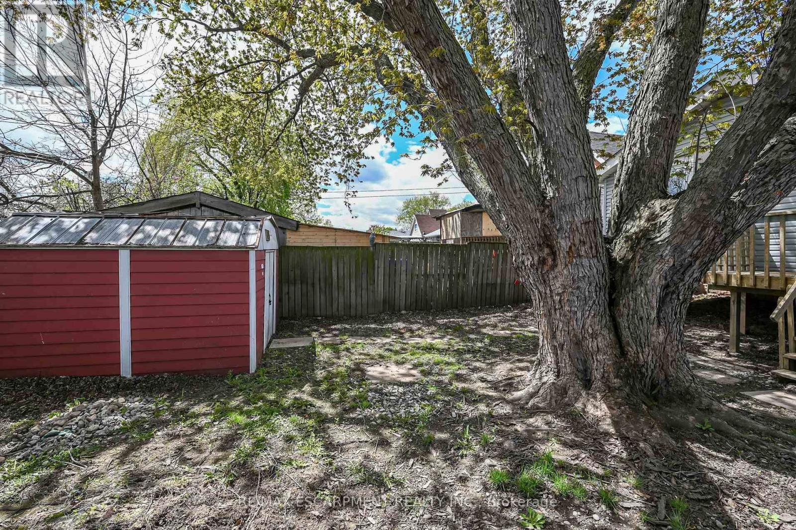 584 Waterloo Street, Hamilton, ON - Outdoor