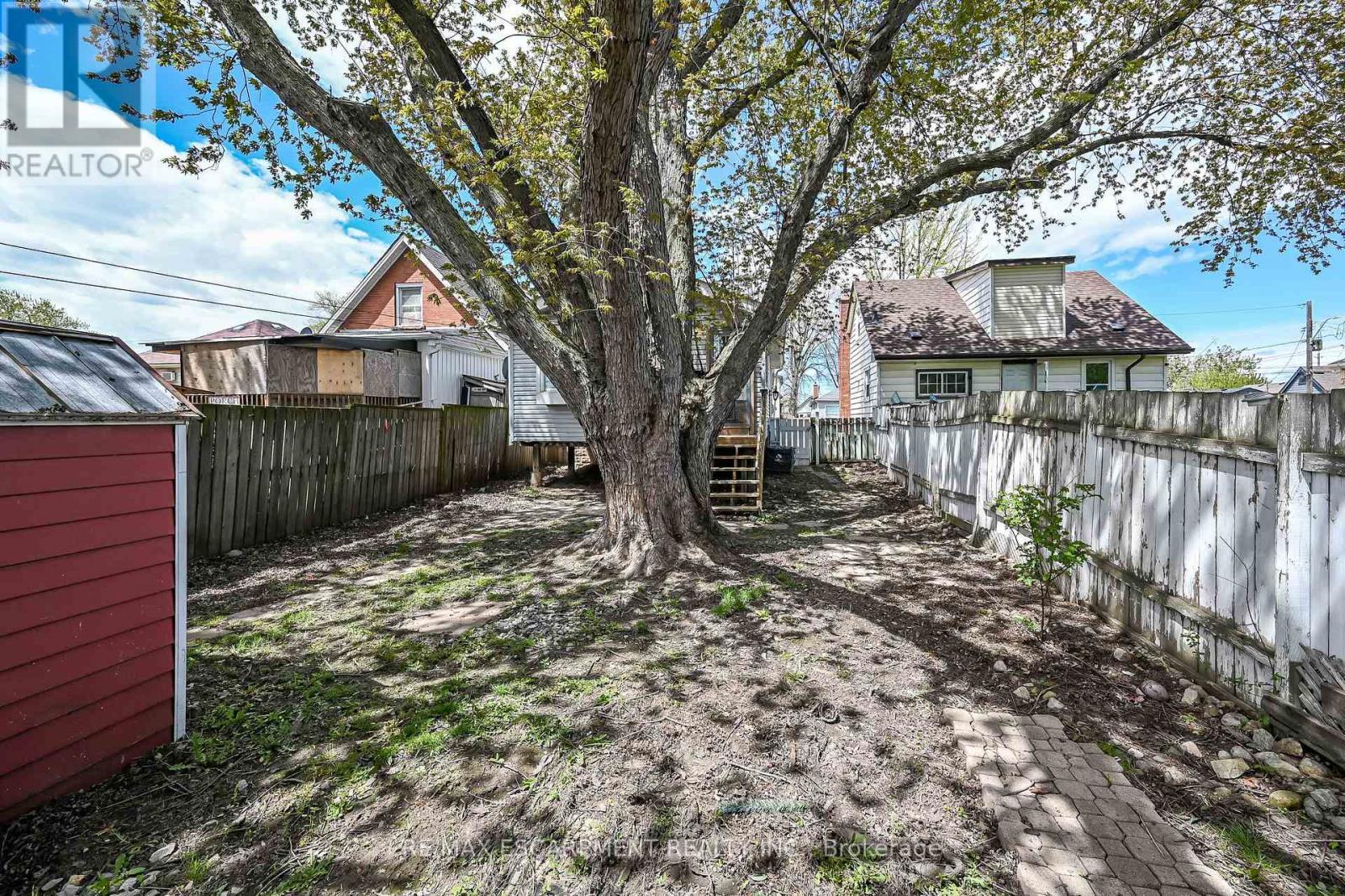 584 Waterloo Street, Hamilton, ON - Outdoor