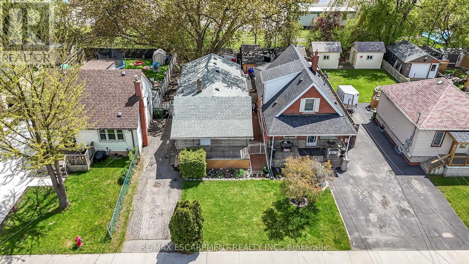 584 Waterloo Street, Hamilton, ON - Outdoor