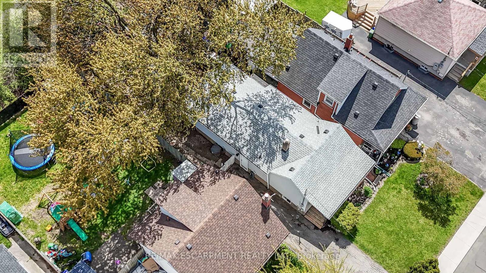 584 Waterloo Street, Hamilton, ON - Outdoor