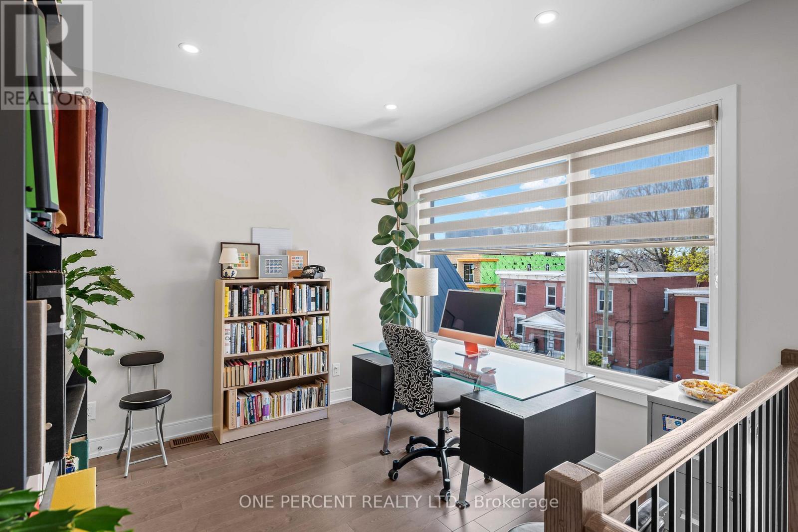 91 Hamilton Avenue N, Ottawa, ON - Indoor Photo Showing Office