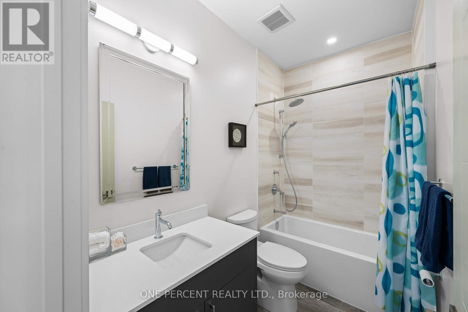 91 Hamilton Avenue N, Ottawa, ON - Indoor Photo Showing Bathroom