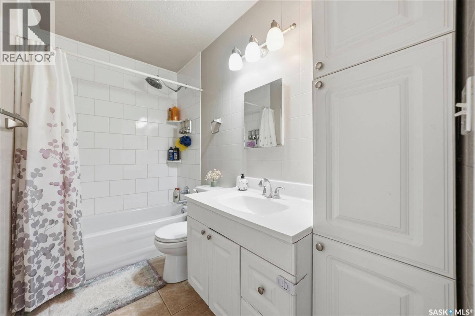 324 Norreys Street, Drake, SK - Indoor Photo Showing Bathroom