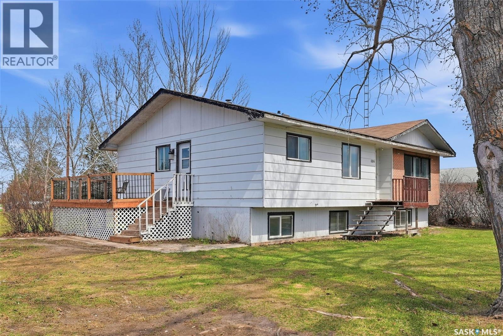 324 Norreys Street, Drake, SK - Outdoor With Deck Patio Veranda
