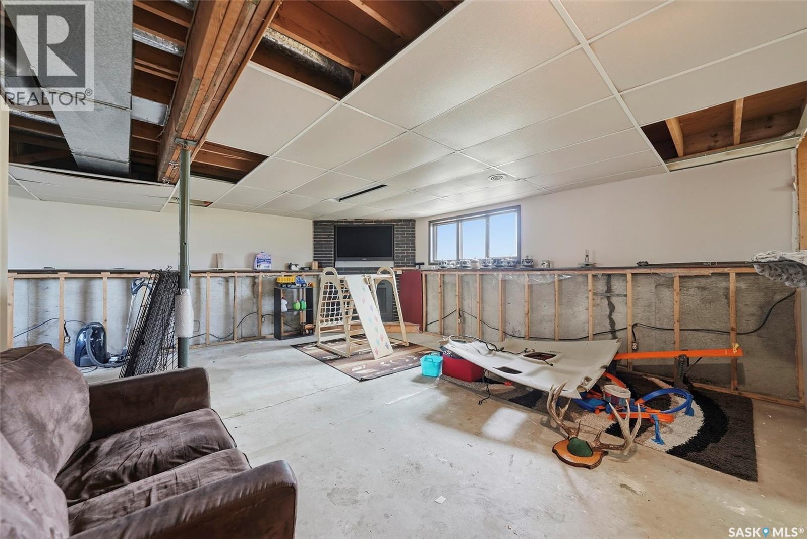 324 Norreys Street, Drake, SK - Indoor
