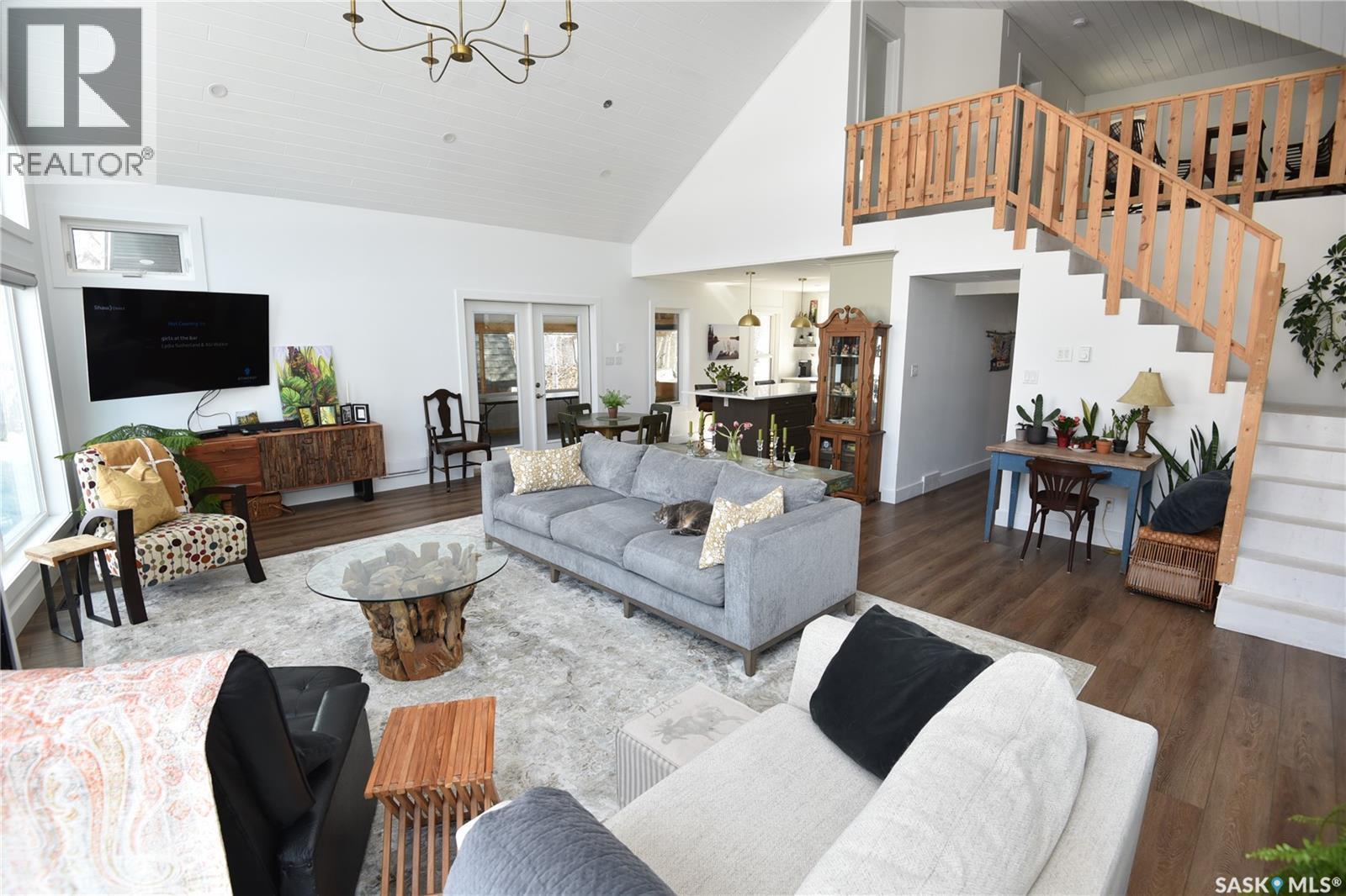 213 Birch Avenue, Tobin Lake, SK - Indoor Photo Showing Living Room