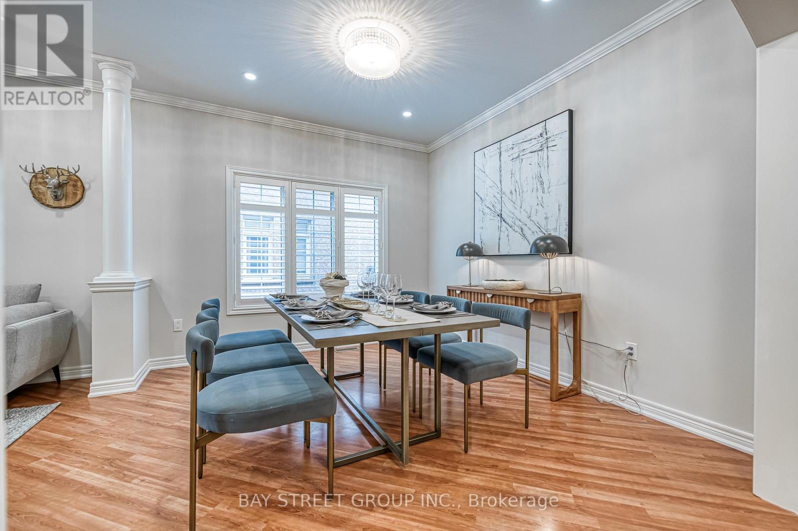 2422 Hertfordshire Way, Oakville, ON - Indoor Photo Showing Dining Room