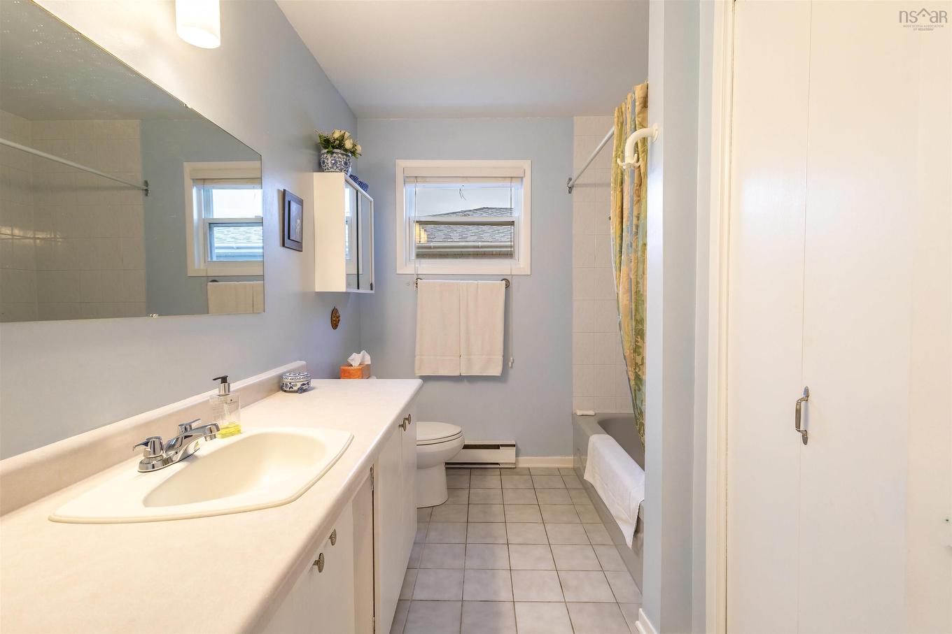 42 Holic Avenue, North Sydney, NS