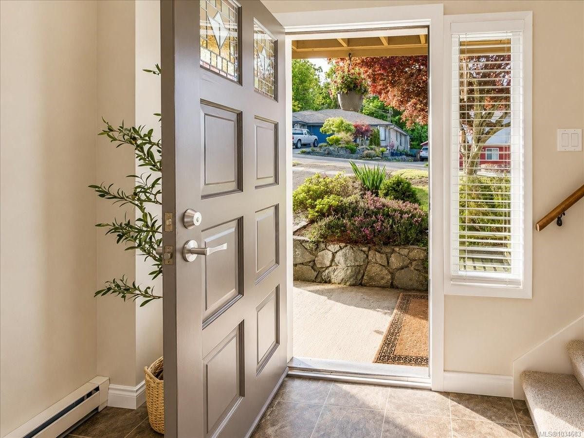 3298 Cook St, Chemainus, BC
