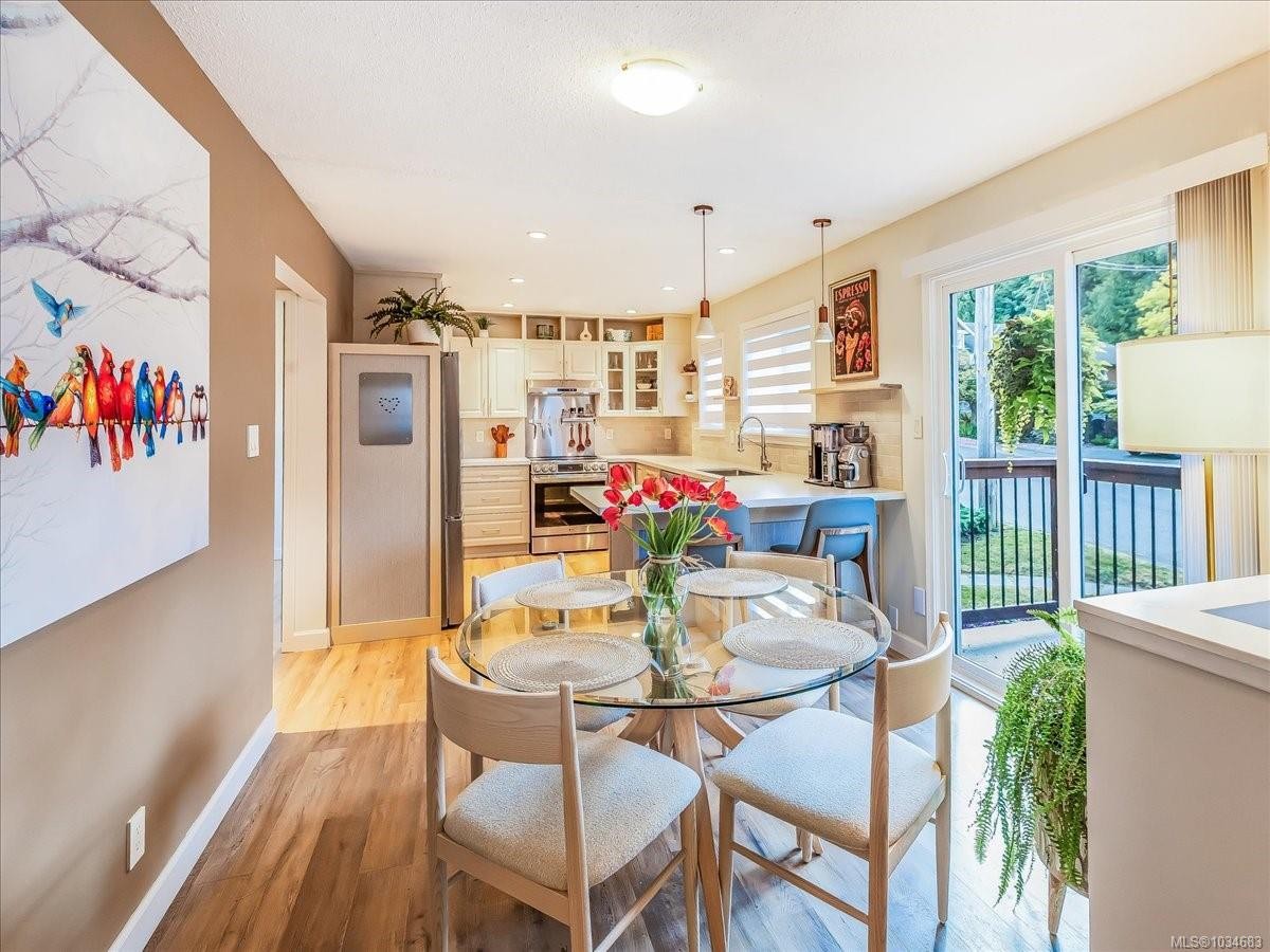 3298 Cook St, Chemainus, BC