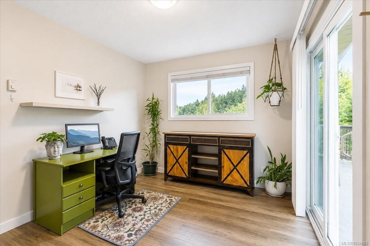 3298 Cook St, Chemainus, BC