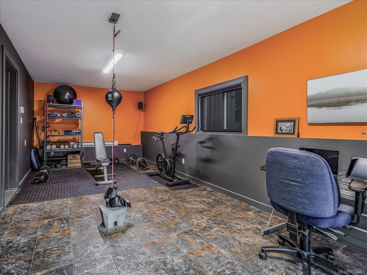 3298 Cook St, Chemainus, BC