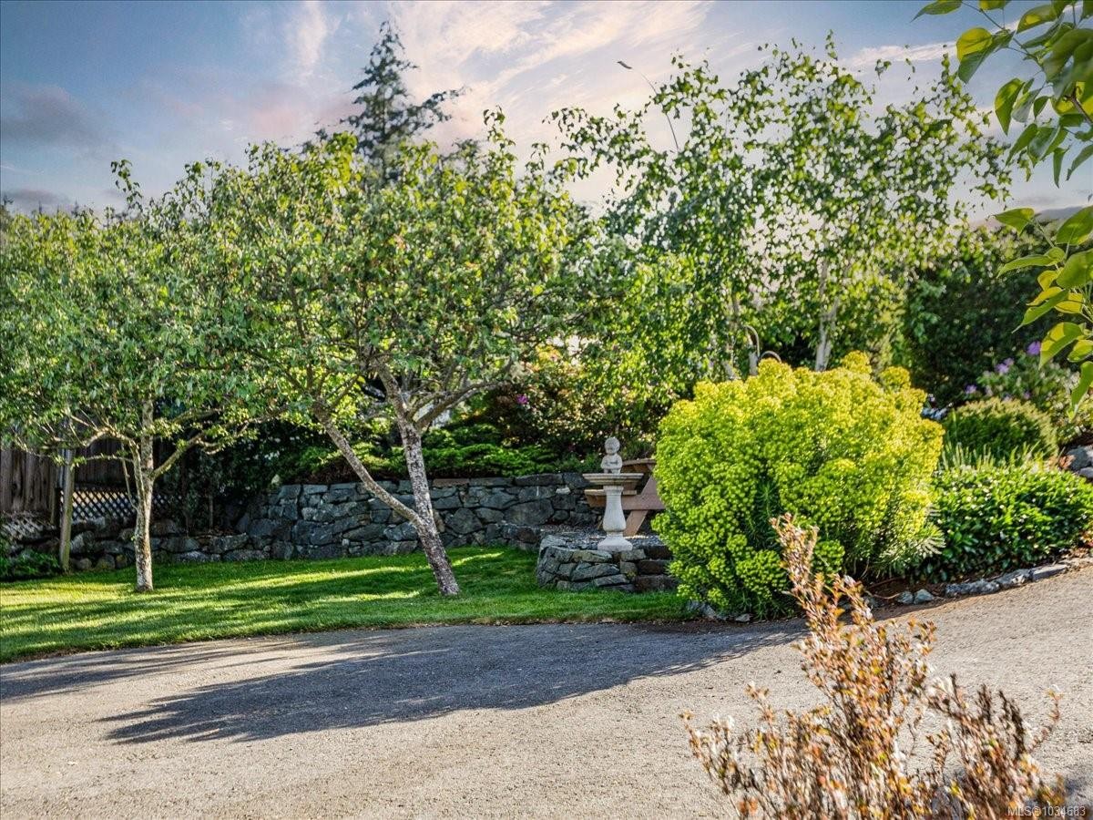 3298 Cook St, Chemainus, BC