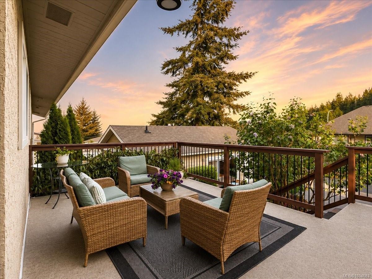 3298 Cook St, Chemainus, BC
