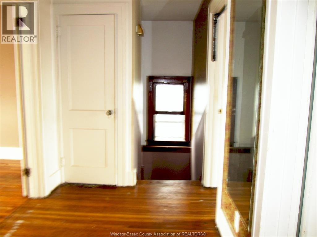 1063 Bruce, Windsor, ON - Indoor Photo Showing Other Room