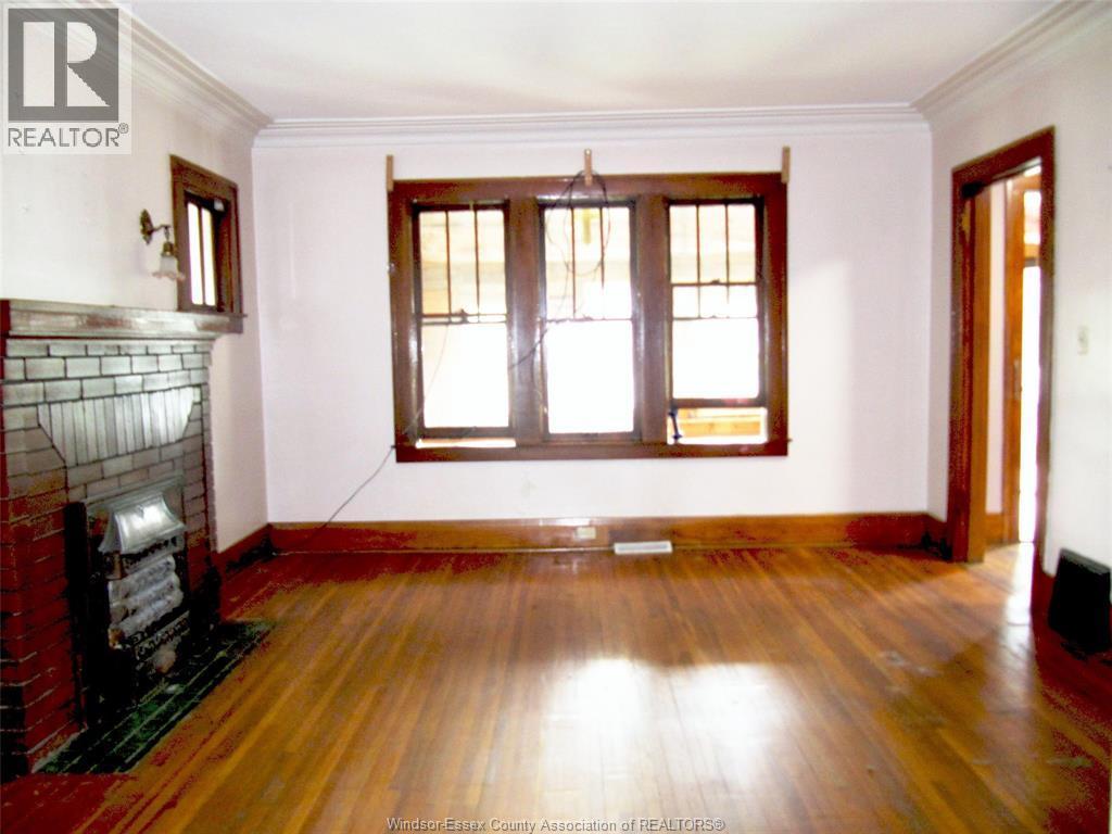 1063 Bruce, Windsor, ON - Indoor Photo Showing Other Room
