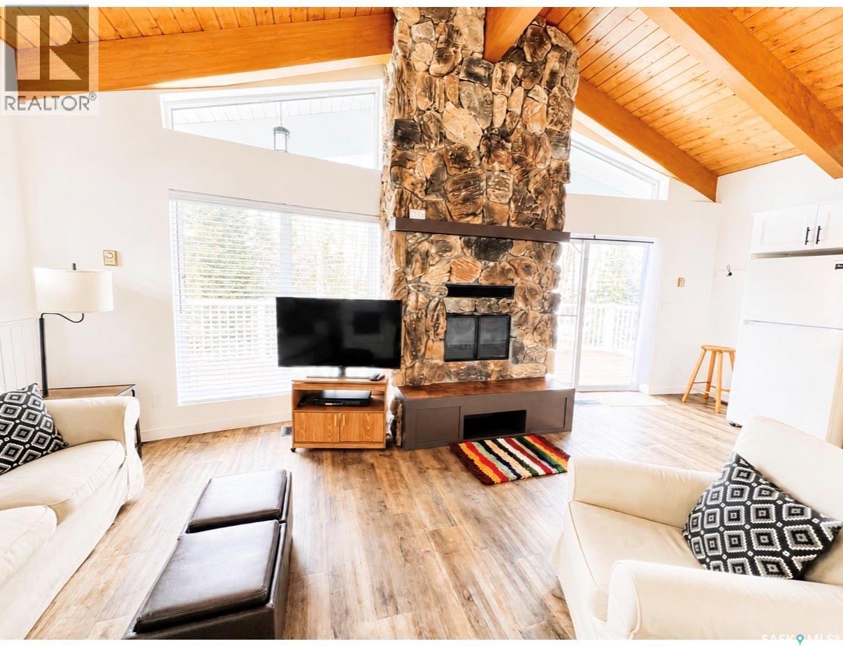 45 Mainprize Bay, Maple Bush Rm No. 224, SK - Indoor Photo Showing Living Room With Fireplace
