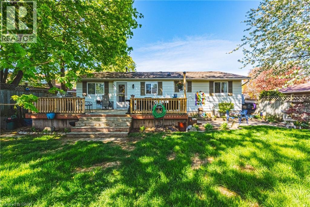 2231 Sandringham Drive, Burlington, ON - Outdoor With Deck Patio Veranda