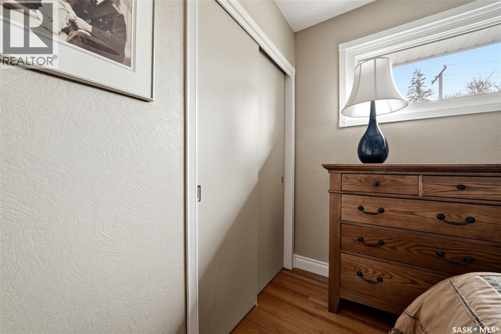 229 20Th Avenue E, Regina, SK - Indoor Photo Showing Other Room