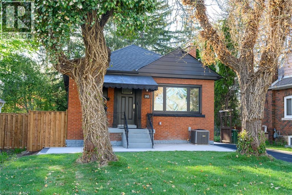 262 Broadway Avenue, Hamilton, ON - Outdoor