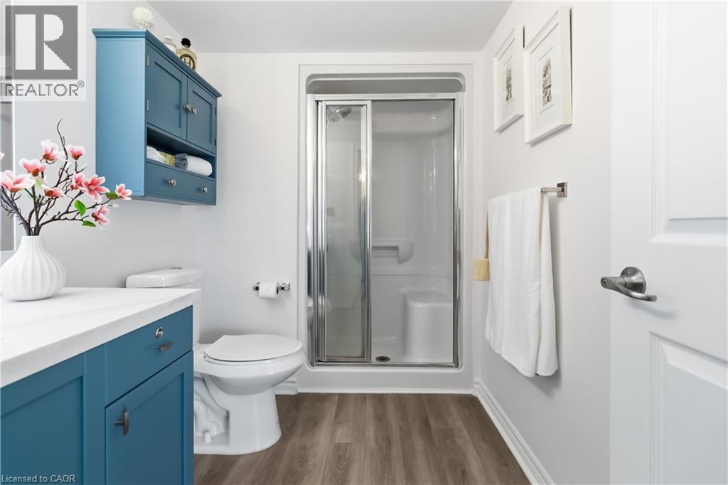 1340 Main Street E Unit# 113, Milton, ON - Indoor Photo Showing Bathroom