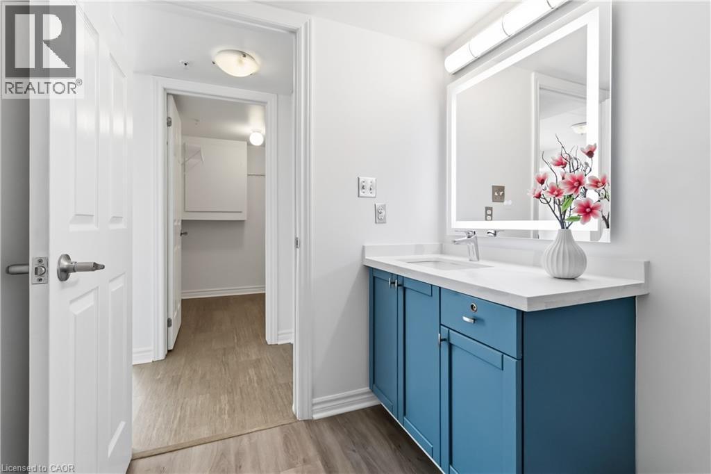 1340 Main Street E Unit# 113, Milton, ON - Indoor Photo Showing Bathroom
