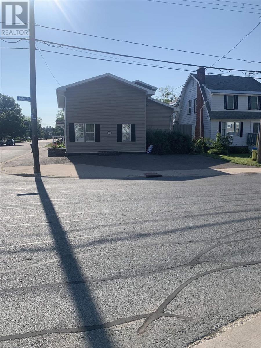 464 John St, Sault Ste. Marie, ON - Outdoor