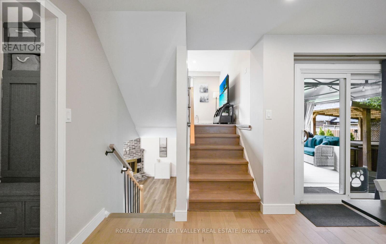 24 Pluto Drive, Brampton, ON - Indoor Photo Showing Other Room