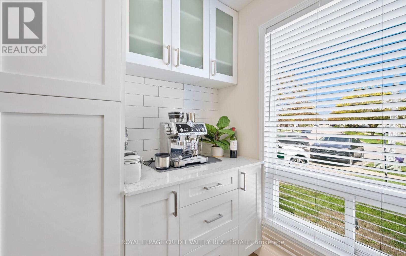 24 Pluto Drive, Brampton, ON - Indoor