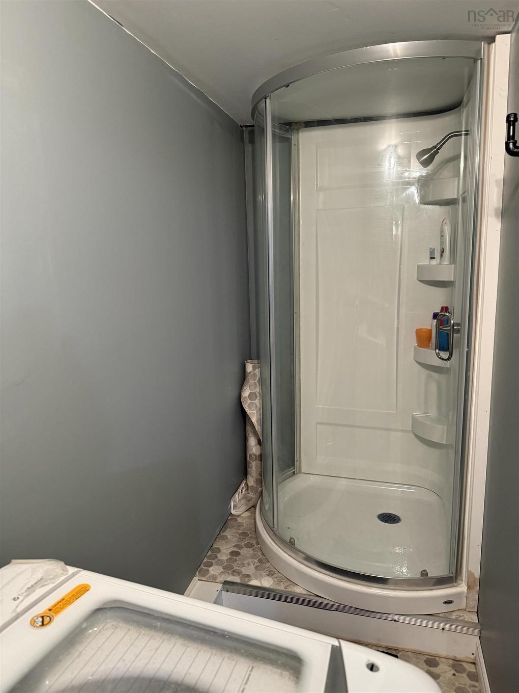 39 Coll Avenue, Stellarton, NS