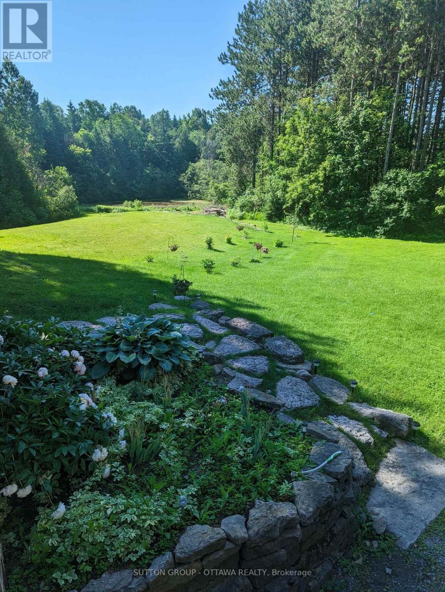 5315 Pearl Road, Champlain, ON