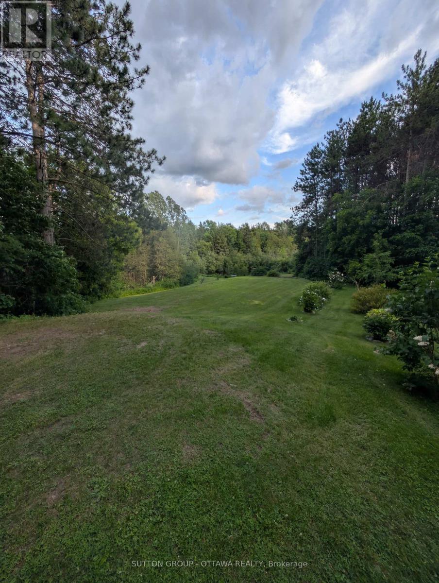 5315 Pearl Road, Champlain, ON