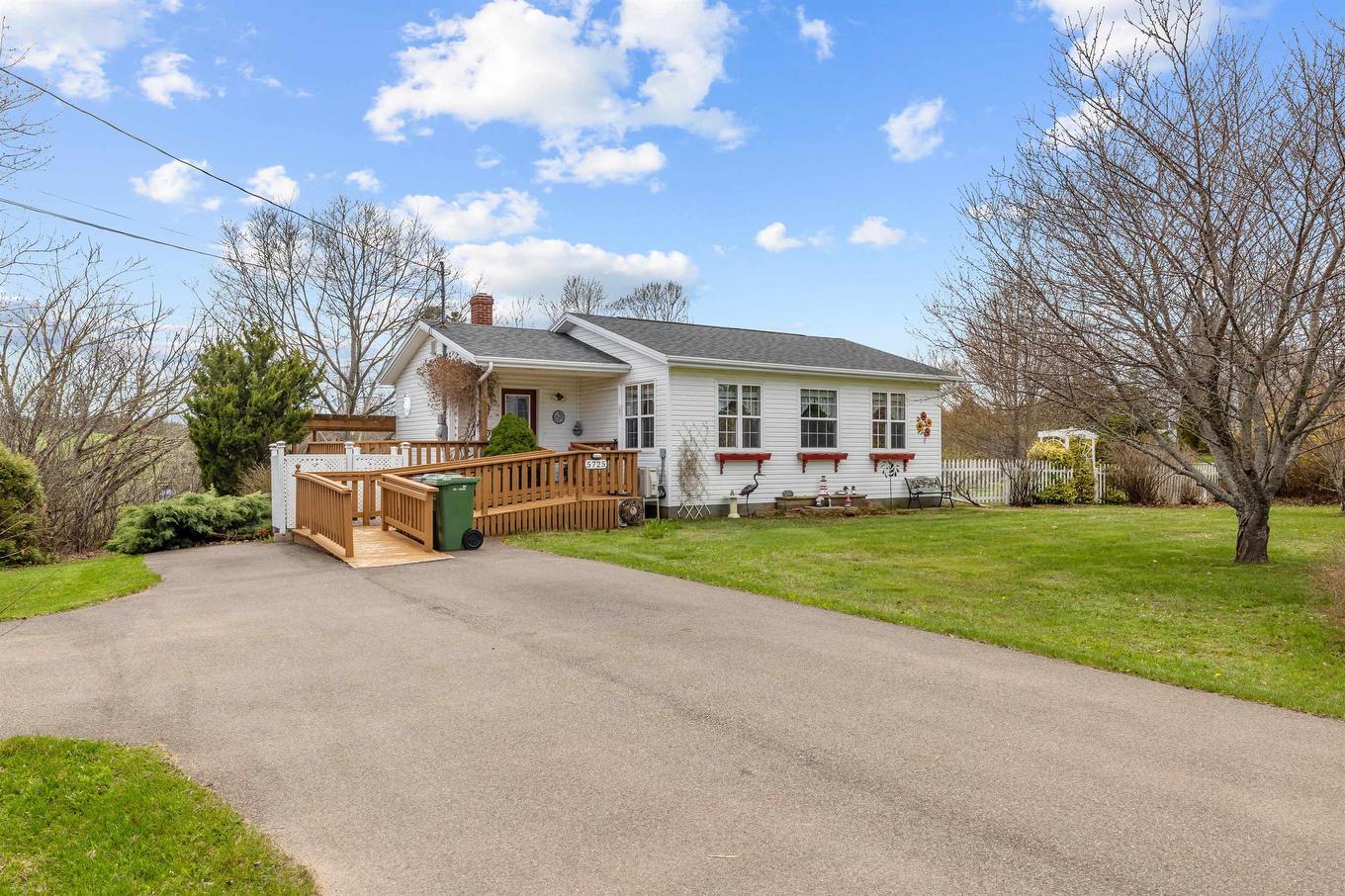 5725 Rustico Road, Rustico, PE
