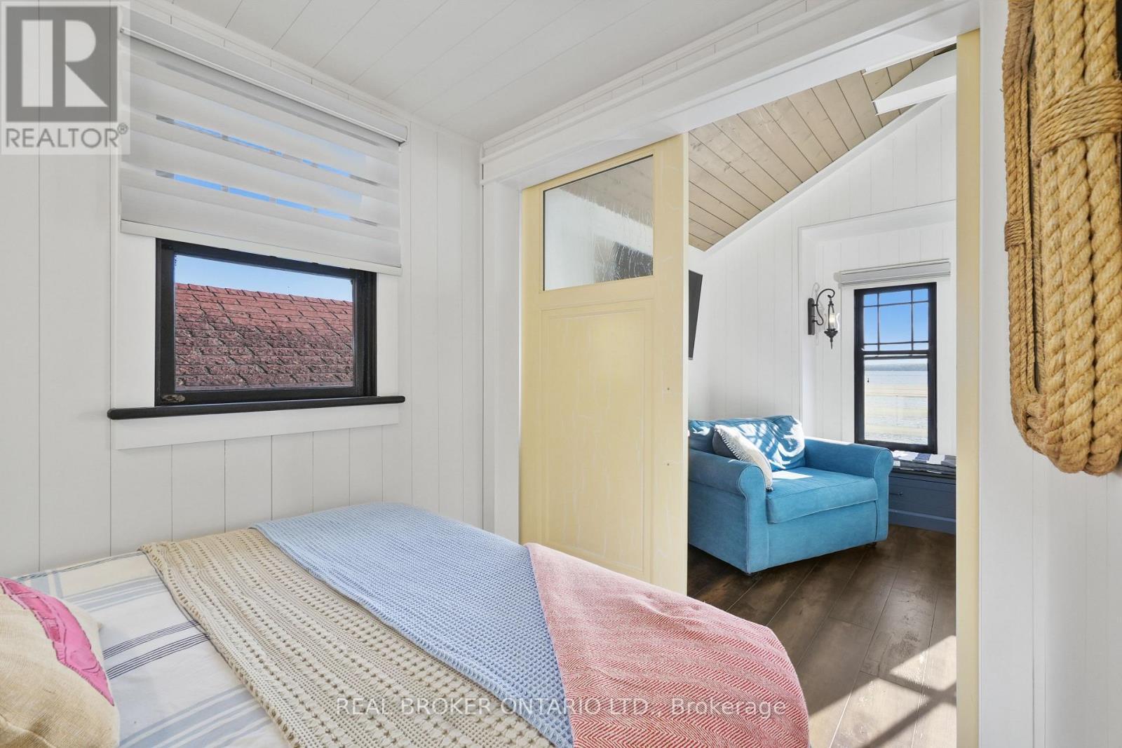 2021 Third Line, Douro-Dummer, ON - Indoor Photo Showing Bedroom