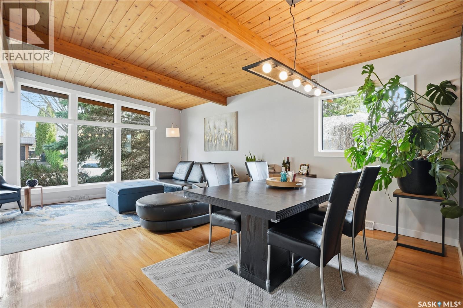 89 Phillips Crescent, Saskatoon, SK - Indoor Photo Showing Dining Room