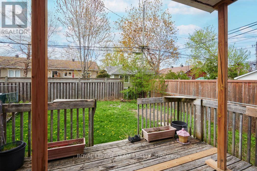 1104 Apolydor Avenue, Ottawa, ON - Outdoor With Deck Patio Veranda