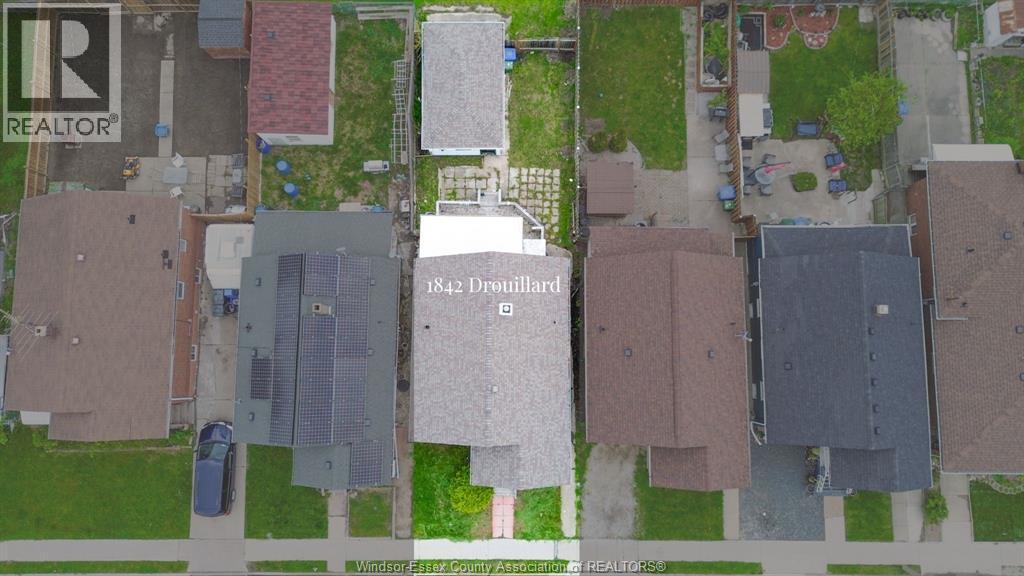 1842 Drouillard, Windsor, ON -
